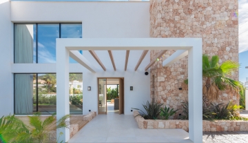 Resa Estates villa sant Jordi modern Ibiza for sale entrance 3.jpg